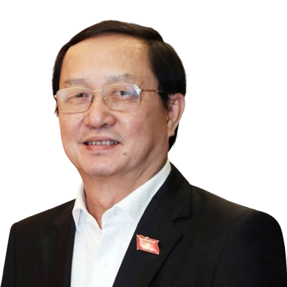  Ông  Huỳnh Thành Đạt